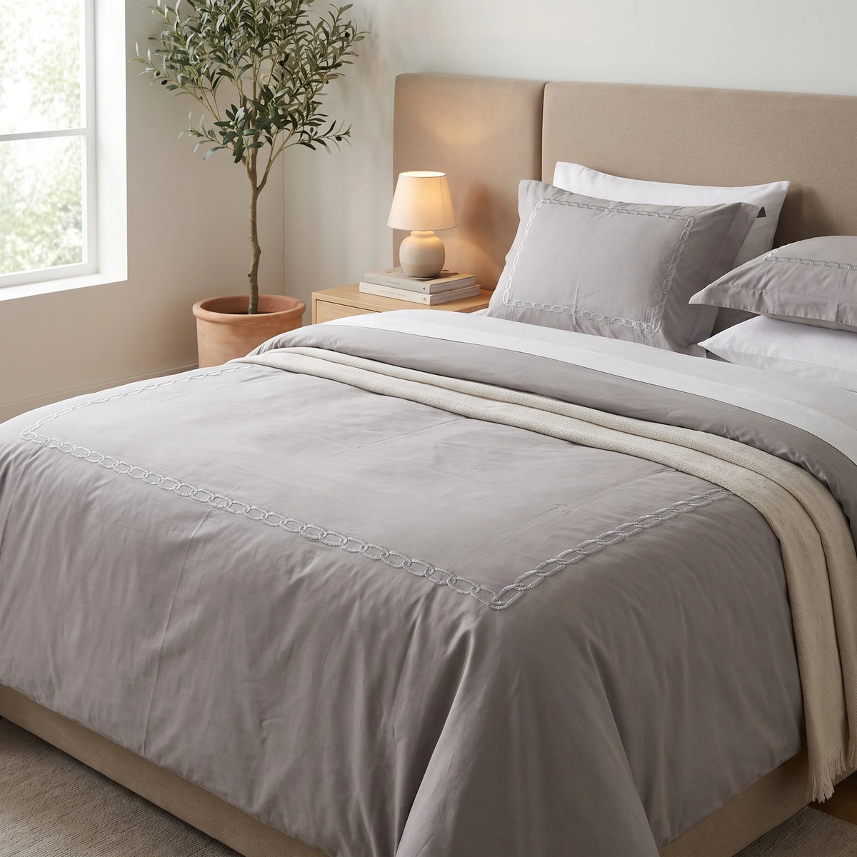 Embroidered Duvet Cover - Chain Border