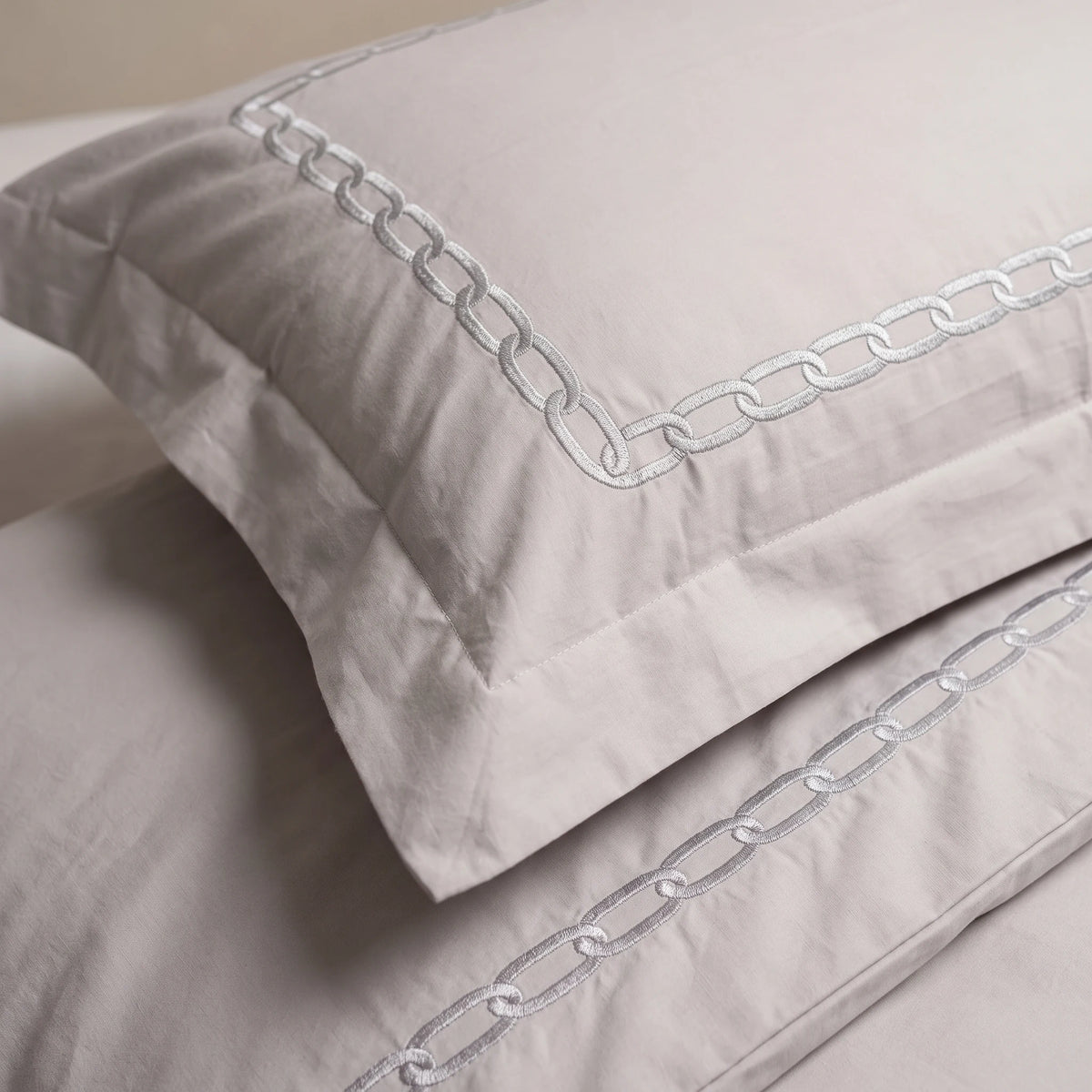 Duvet Cover Percal 300TC White - Chain Border